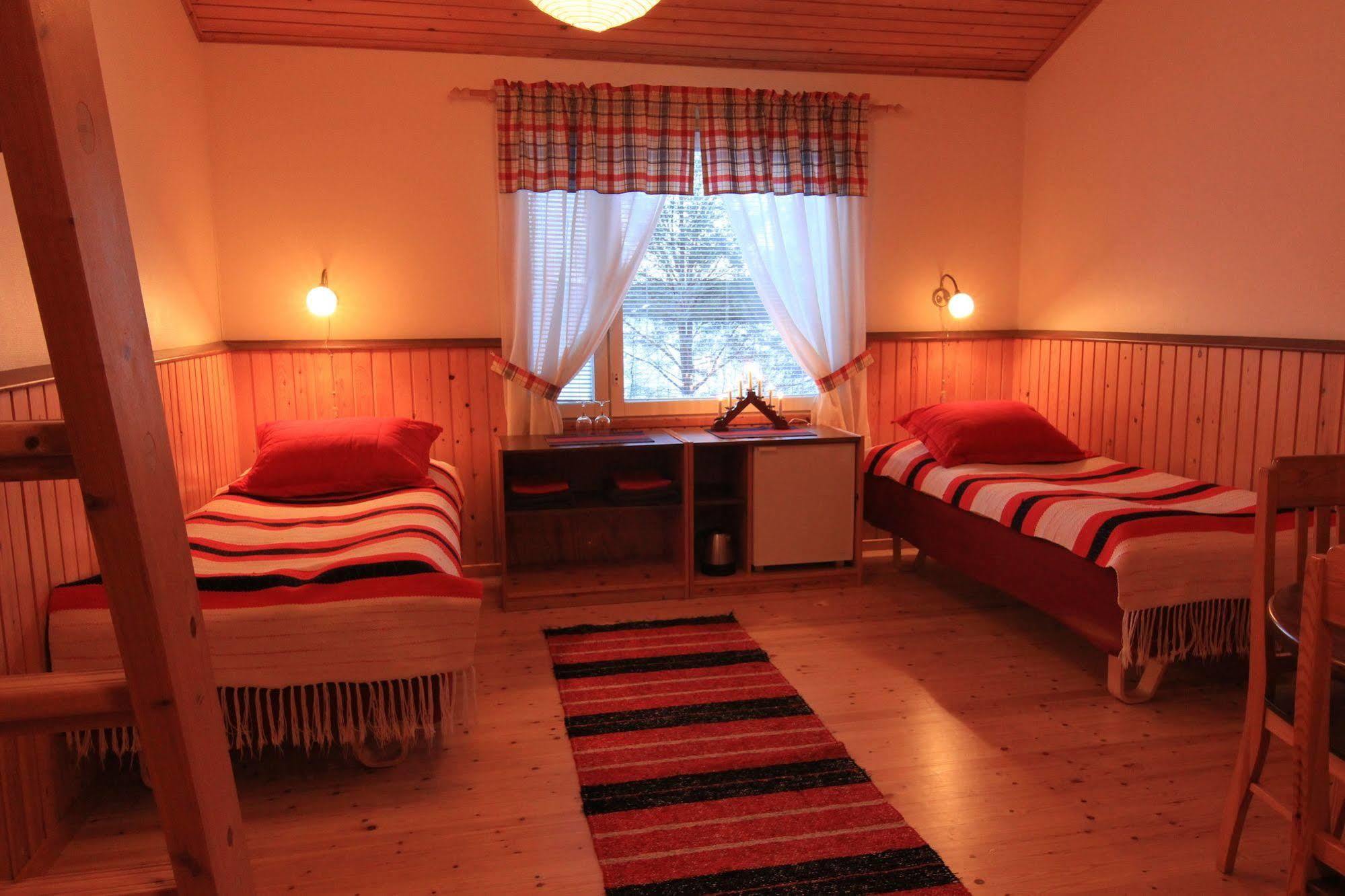 Villa Seita Moekki, Aekaeslompolo Esterno foto